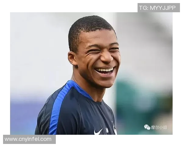 足球明星假笑背后的故事揭秘你不知道的真相与趣事